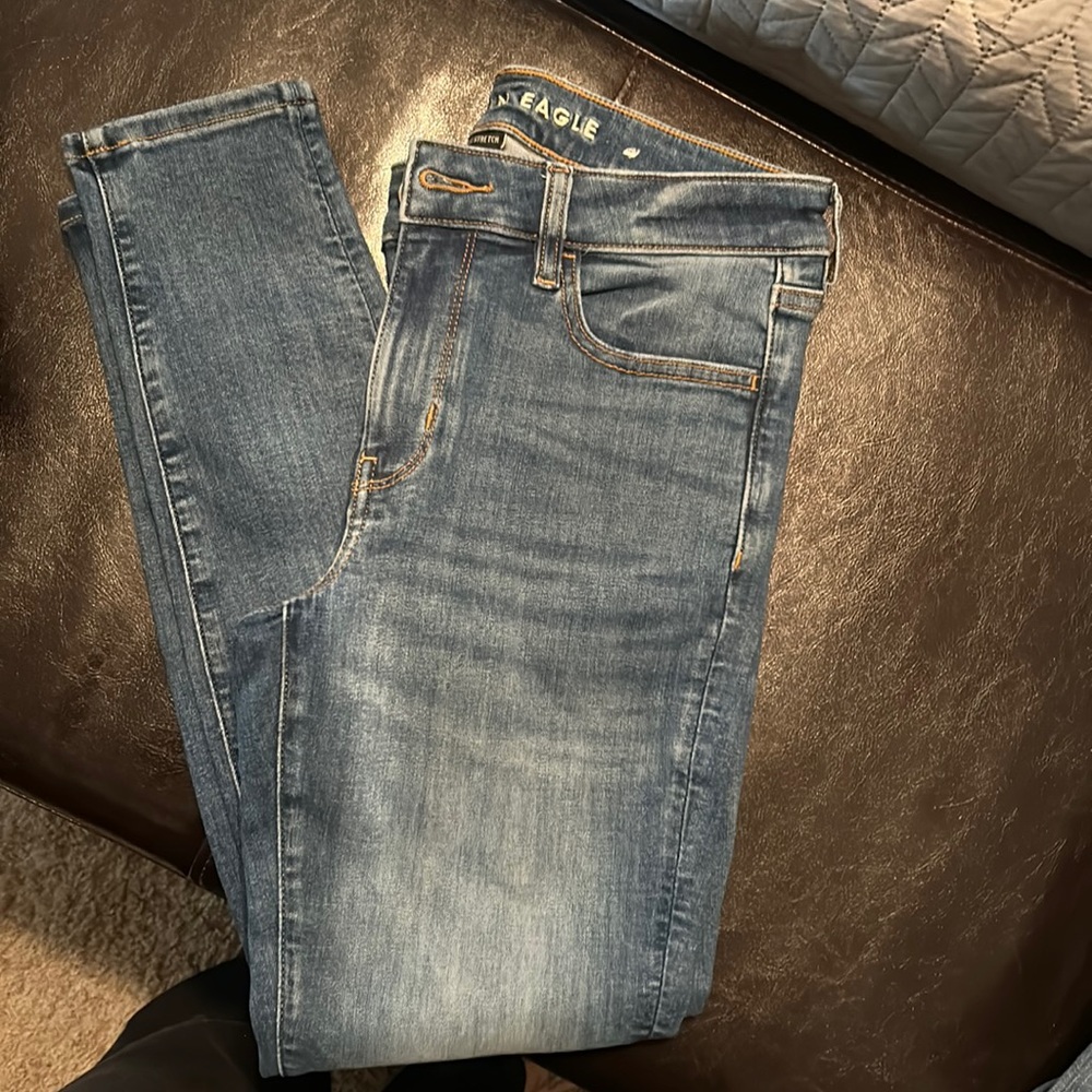 AE jogging jeans 6 short